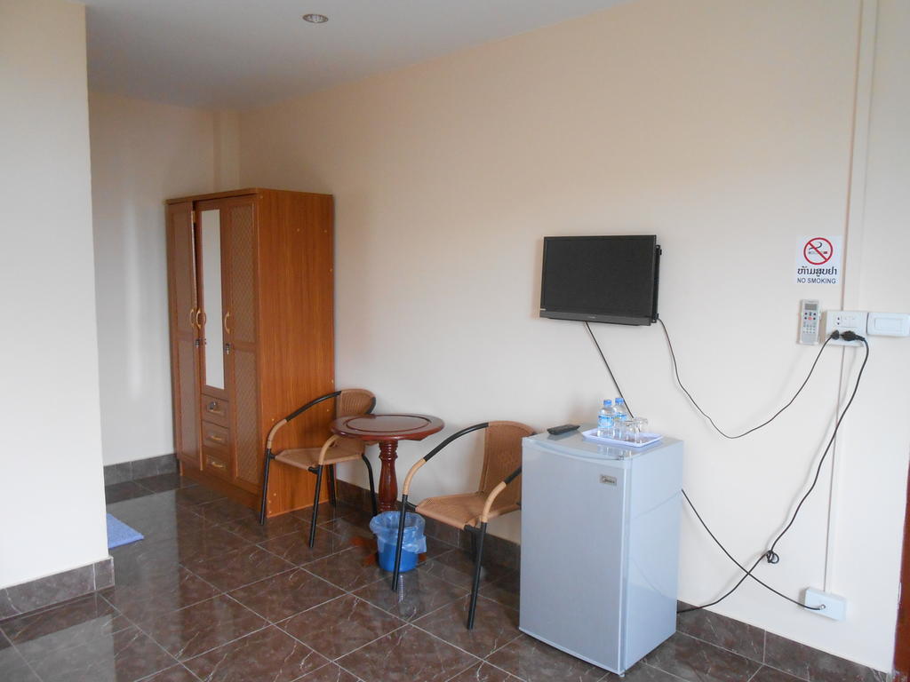 Bayern Guesthouse Ban Nongdouang Zimmer foto